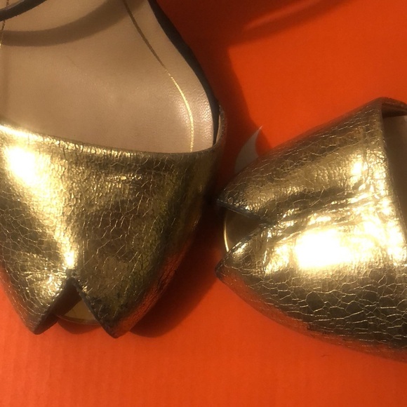 Gucci Heels - Picture 7 of 9